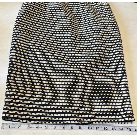 Merona Straight Pencil Knee Length Skirt Geometric Polyester Blend Women Size 4 - Picture 8 of 12